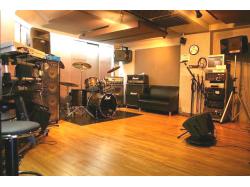 studio BIRDLAND